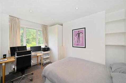 Second bedroom - BC .JPG