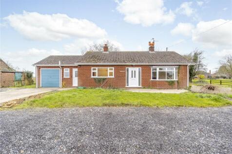 Spalding, PE11 - property photo