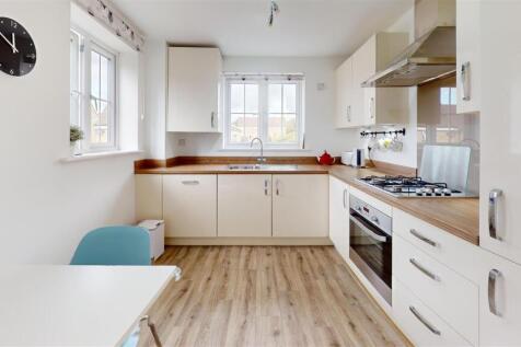 4-Washburn-Apartments-Kitchen.jpg
