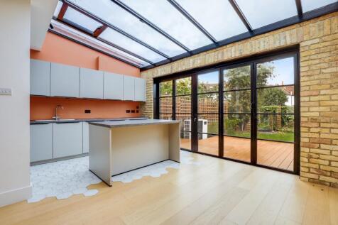 09-0e68JHPropWpen - 3 Warwick Road - 13.jpg