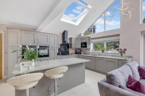 Open Plan kitchen-lounge-diner