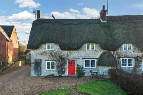 18 Brookside, Lillingstone Lovell (1) e (cr).jpg