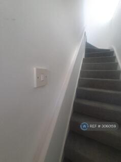 Caillard Road, West Byfleet, KT14 photo 4