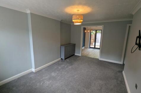 Beechcroft Close, South Hykeham, LN6 photo 5