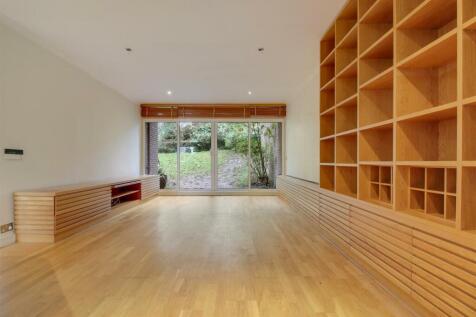 lounge-toward-window-2