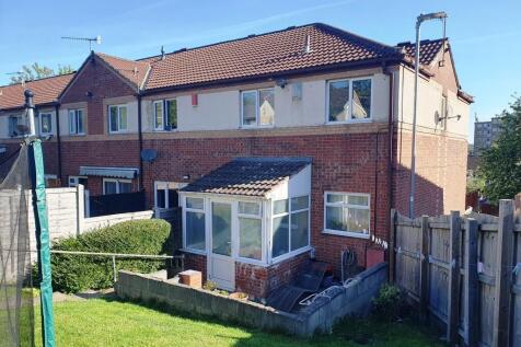Leeds, LS13 - property photo