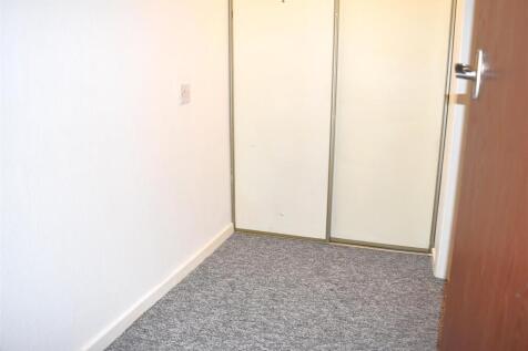 DRESSING ROOM/OFFICE
