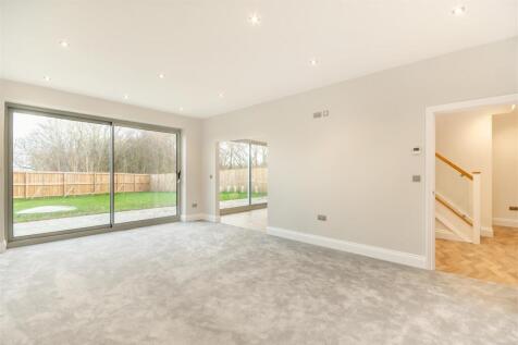 8673458-interior11.jpg