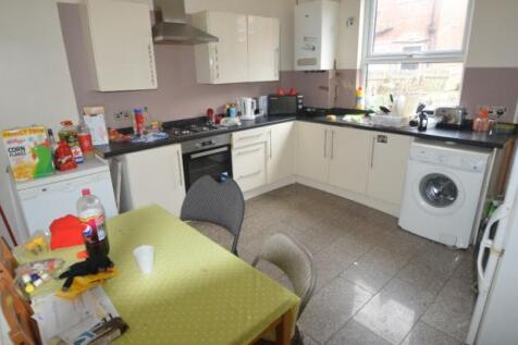 Welton Grove, Leeds, West Yorkshire, LS6 photo 4