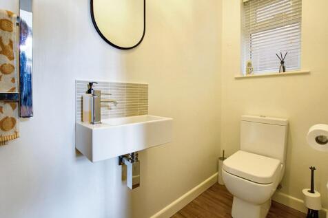 Ground Floor Cloakroom