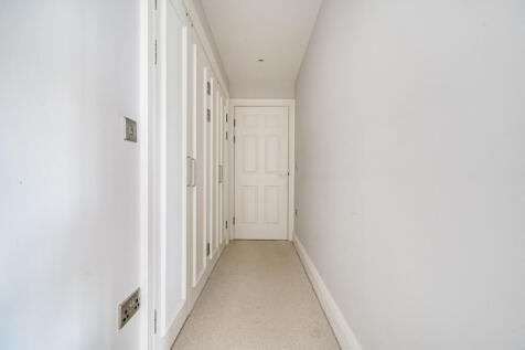 1364677-7-68ef65a...