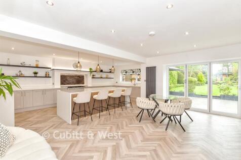 Kitchen/Family Room
