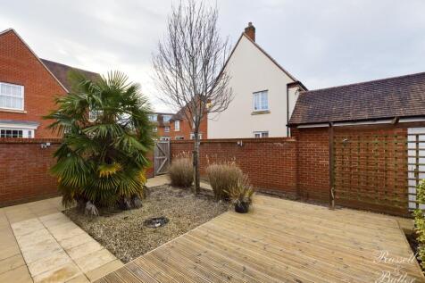 CAM00829P1-PR0056-STILL13