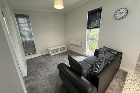 Clare Road, Sutton-In-Ashfield photo 3