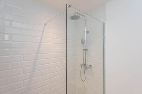 Example En-Suite