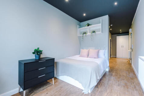 Studio flat on Flat 10, 160 Upper New Walk, Leicester, LE1, £953/mo