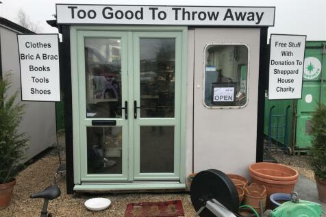 Refurbished Cabin/Office