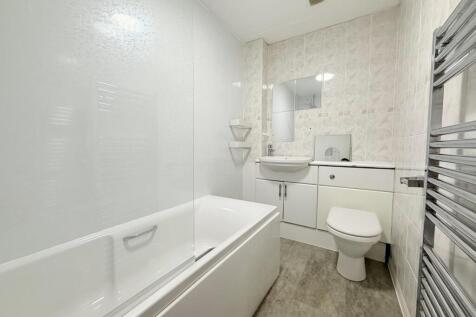 44 Rowanbank Avenue, Dumfries, DG1 4NB - Braidwood