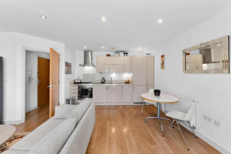 pbox-IMG.jpg