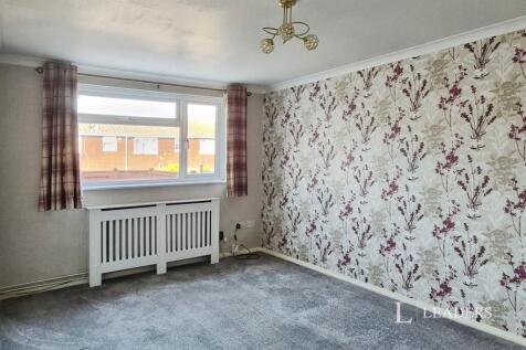 Barming Close, Eastbourne, East Sussex, BN23 photo 3