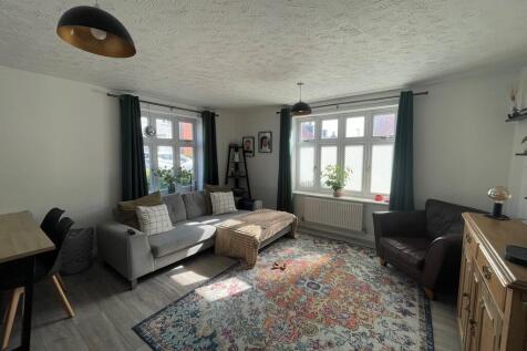 Longfellow Road, Stratford-upon-Avon photo 3