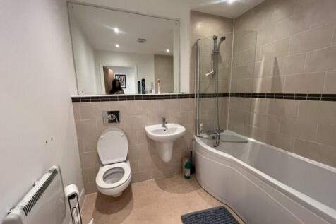 Heritage Court , Laughton  photo 4