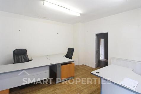 Commercial Property to rent Image 5