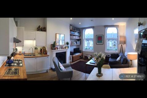 Living &amp; Kitchen