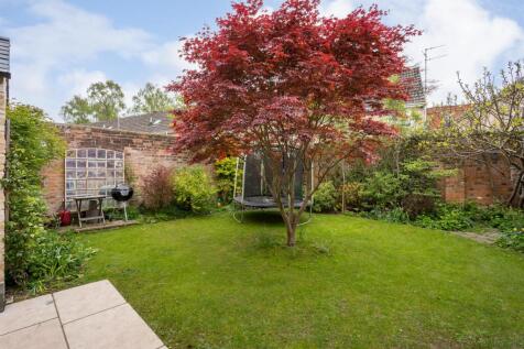 20 - 4 Victoria Road - GL7 1EN - Web.jpg