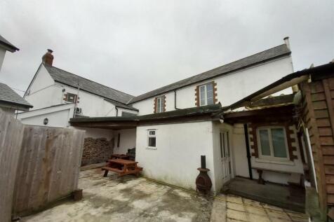 Green Dragon Rear.jpg