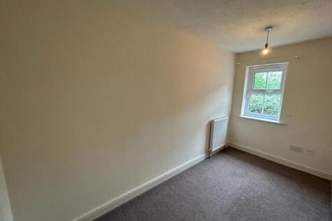 Patriot Close, Spalding, Lincolnshire photo 5