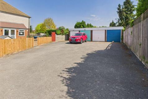 GARAGES &amp; PARKING