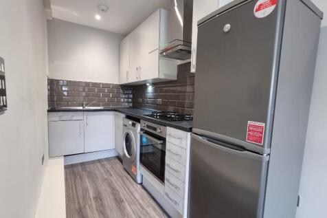 London Road, Leigh-On-Sea, Essex, SS9 photo 4
