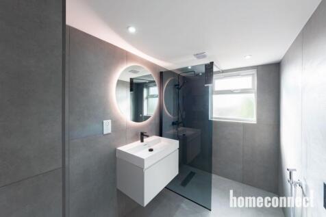 Shower Room 2