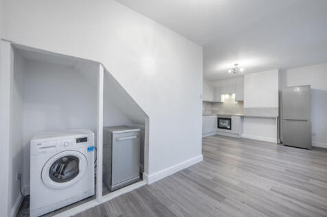 Church Road, Northolt, Ealing photo 3
