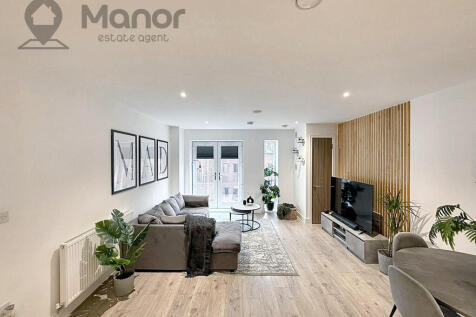 WhatsApp Image 2025-09-06 at 15.08.46