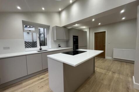 Open Plan Kitchen Dining