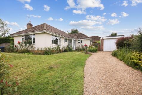 East Grinstead, RH19 - property photo