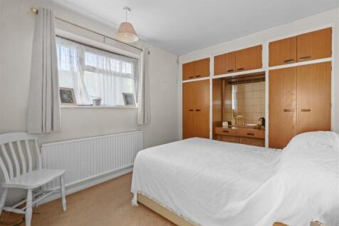 90 Main Rd, HP14 4QA-1.jpg