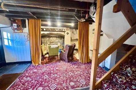 PHOTO-2025-11-25-22-05-53 (8).jpg