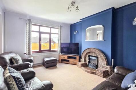 Lounge photo 3.jpg
