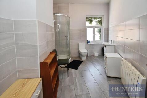 Communal Shower room