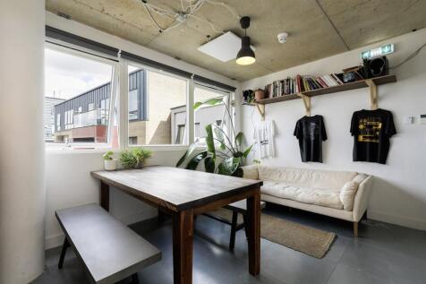 headline image reliance wharf brochure.jpg