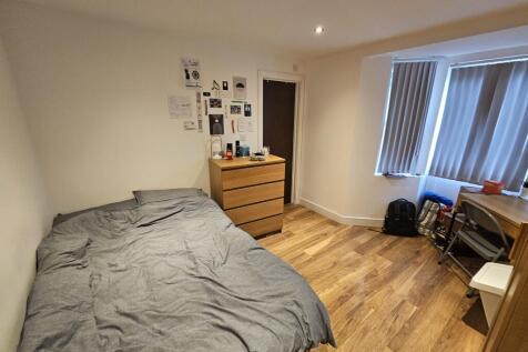 Flat 1, 56 Russell Terrace, Leamington Spa photo 3