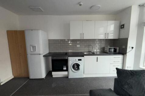 Open plan Kitchen 1.jpeg