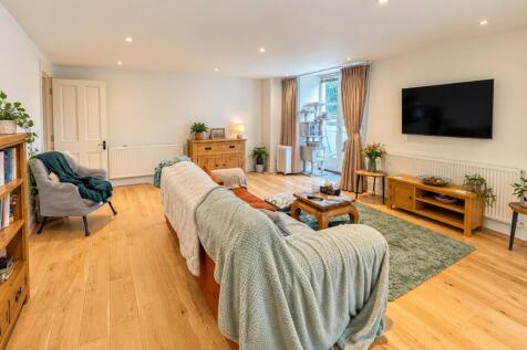St. Augustines Road, Ramsgate, Kent, CT11 photo 5