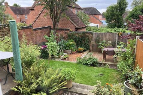 GARDEN IN BLOOM