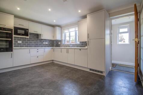 56 Cotton Lane [Kitchen 02].jpg