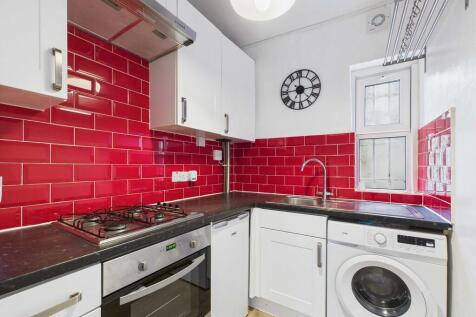 South Lambeth Road, London photo 4