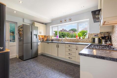 16 Willow Road 21.jpg